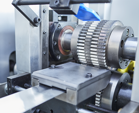 ZELTWANGER Thermomanagement Wellrippen Walzmaschine