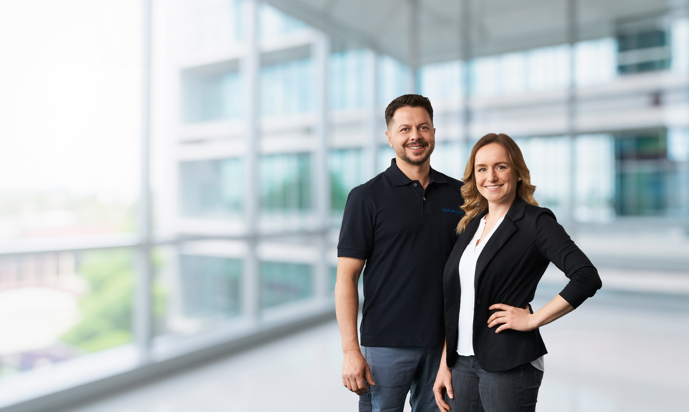 Mitarbeiter von ZELTWANGER in Gebäude