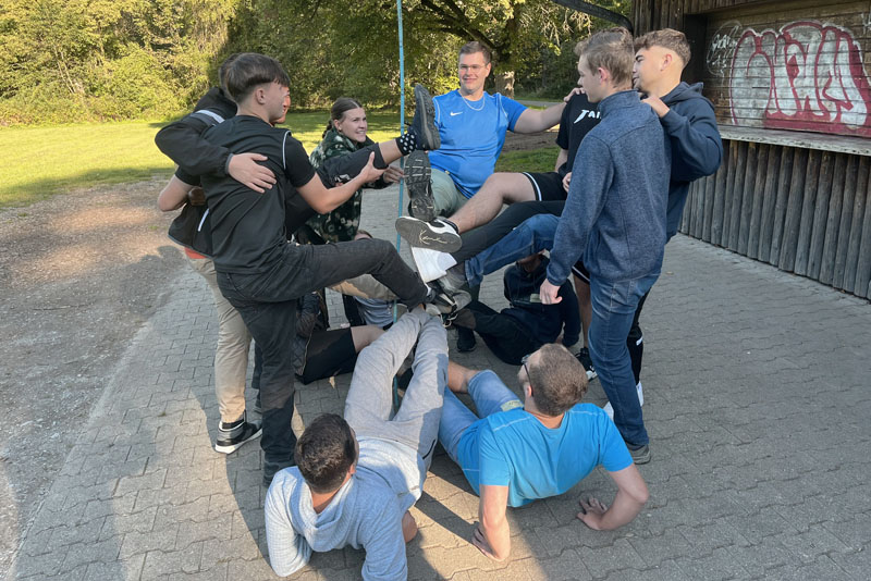 Lachen bei ZELTWANGER